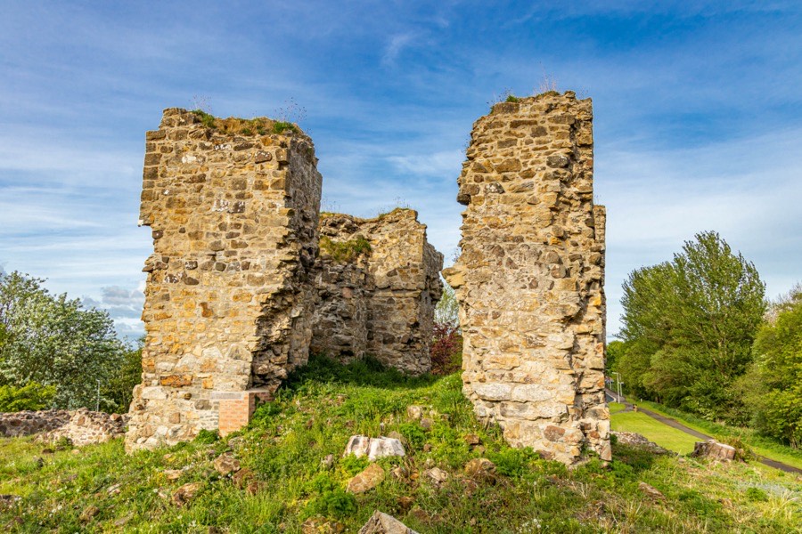 Lochore Castle Castle in Ballingry, Fife Stravaiging around Scotland